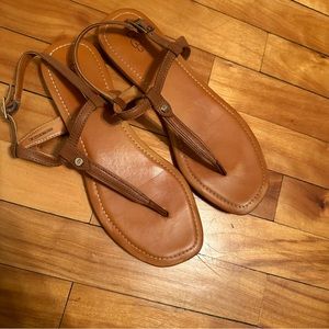 UGG Madeena Sandals